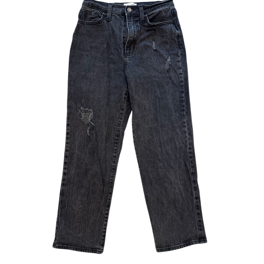 Universal Thread Women’s Black Cropped Distressed Jeans Size 4